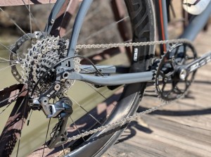 Wolf_Tooth_RoadLink_DM_Drivetrain_Bridge_1_Bokeh_1024x1024