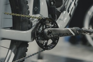 Osłona CAMO Bash Spider do korb SRAM