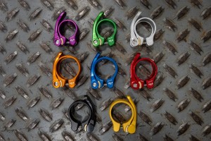 Obejma sztycy z szybkozamykaczem w ośmiu kolorach