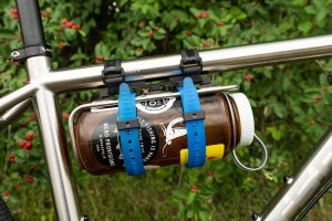 Adapter koszyka na bidon B-Rad Strap Base 3 z koszykiem cargo