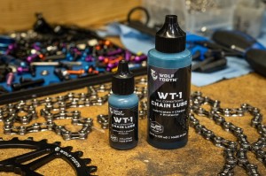 WolfTooth_WT-1ChainLube_Samples_2_2048x.jpg