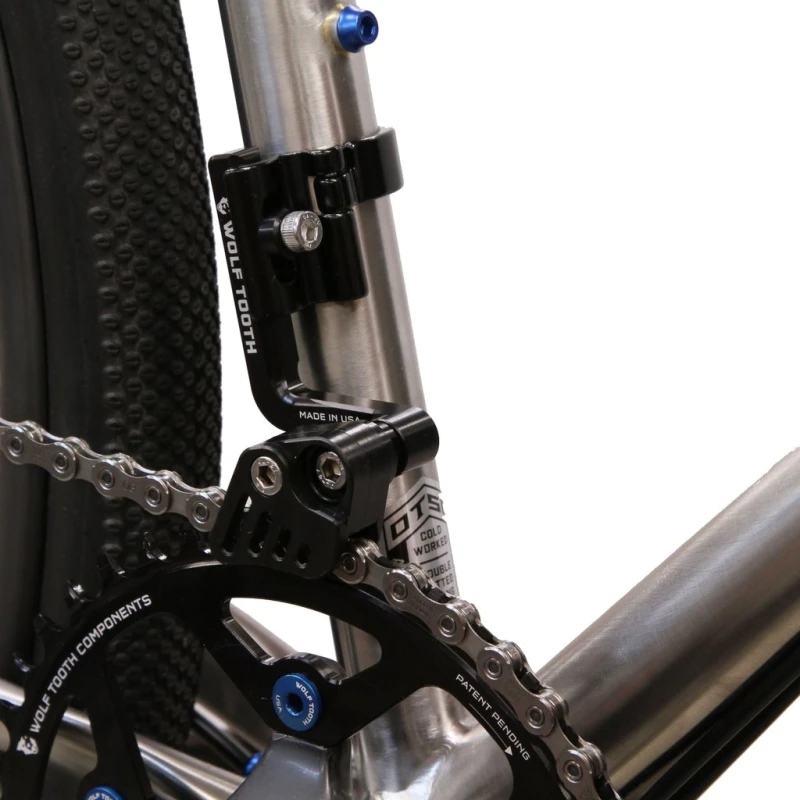 GnarWolf-Braze-on-mount-installed_5104a707-6cd5-4335-a581-d9a958b25a12_1024x1024