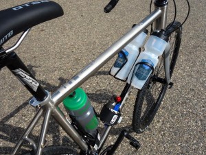 Adapter na dwa koszyki B-RAD Double Bottle 
