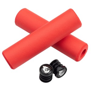 WT_Grip_FatPaw_Red_02_1200x