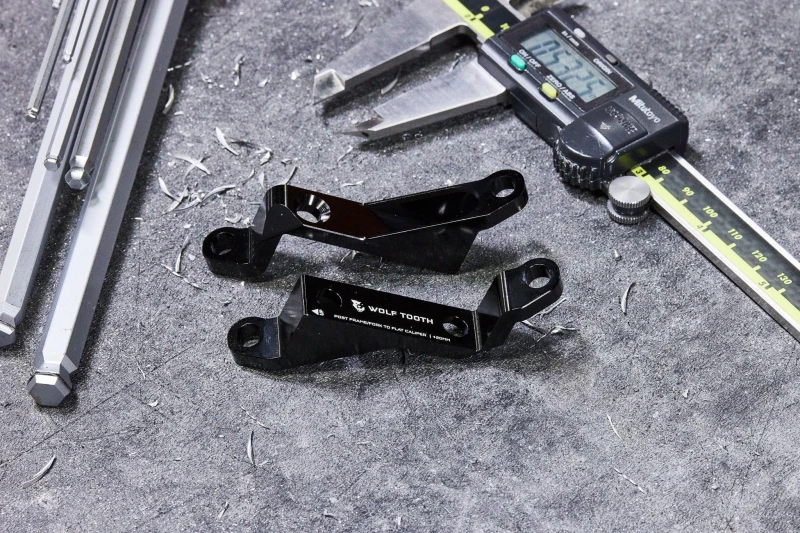 Adapter Post Mount do Flat Mount Wolf Tooth.jpg