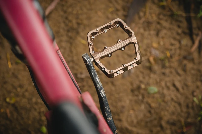 WolfTooth_WaveformPedals_2023_24.jpg.webp