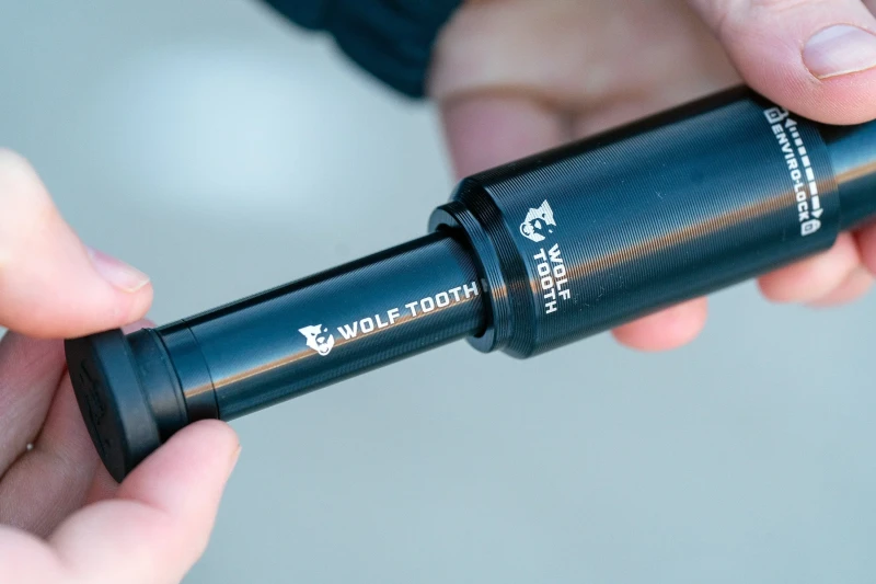 WT25_Encase30ccPump_Lifestyle_DSC06029_edit.jpg.webp