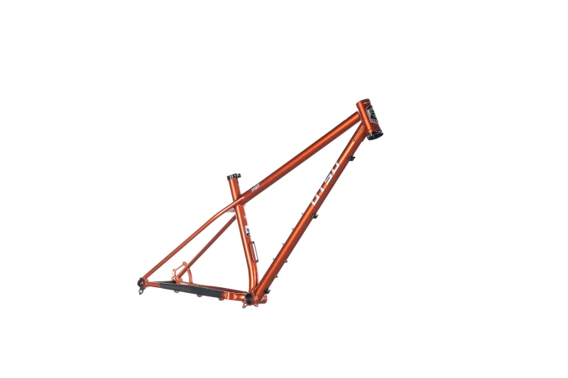 Hoot_Bronze_Frame_B.webp